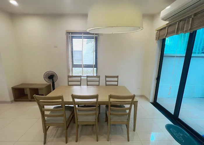 Royal Lotus 5 Phong Ngu Apartamento *