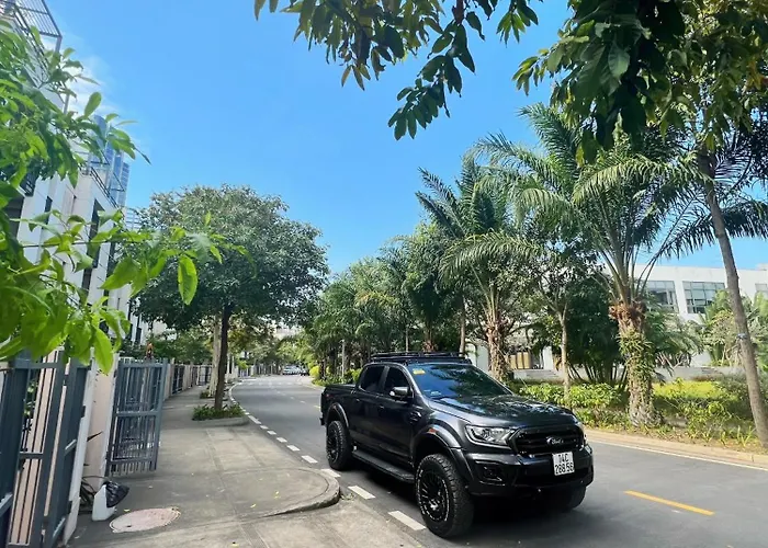 Royal Lotus 5 Phong Ngu * Ha Long